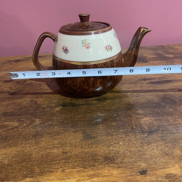Tea Pot - Picture 8 of 10